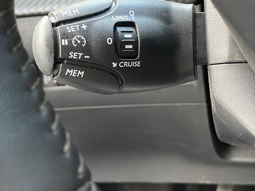 Peugeot 208 1.2PT Allure