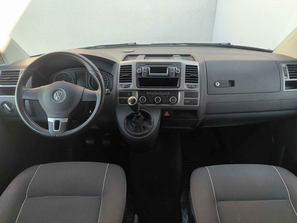 Volkswagen Multivan 2.0TDi 