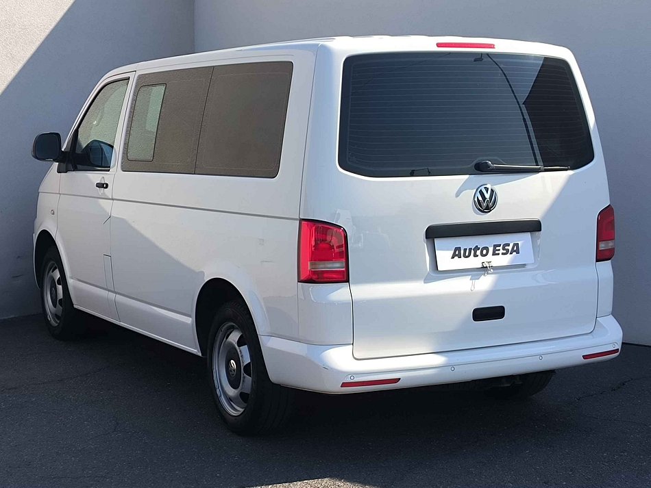 Volkswagen Multivan 2.0TDi 