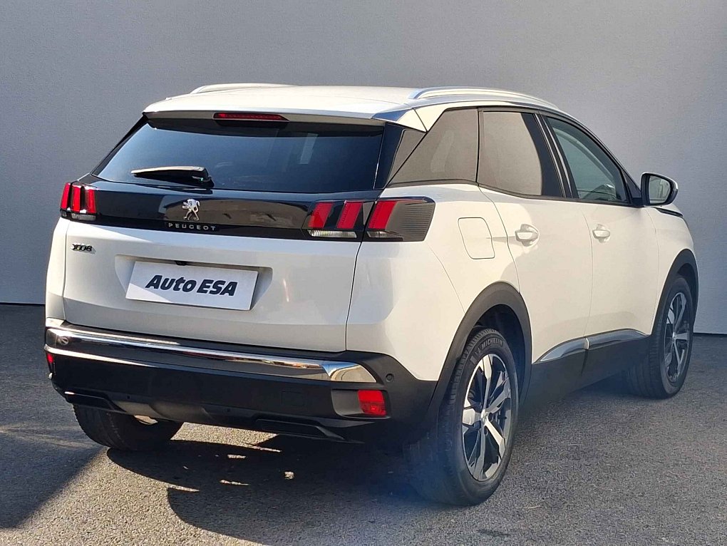 Peugeot 3008 1.2PT Allure