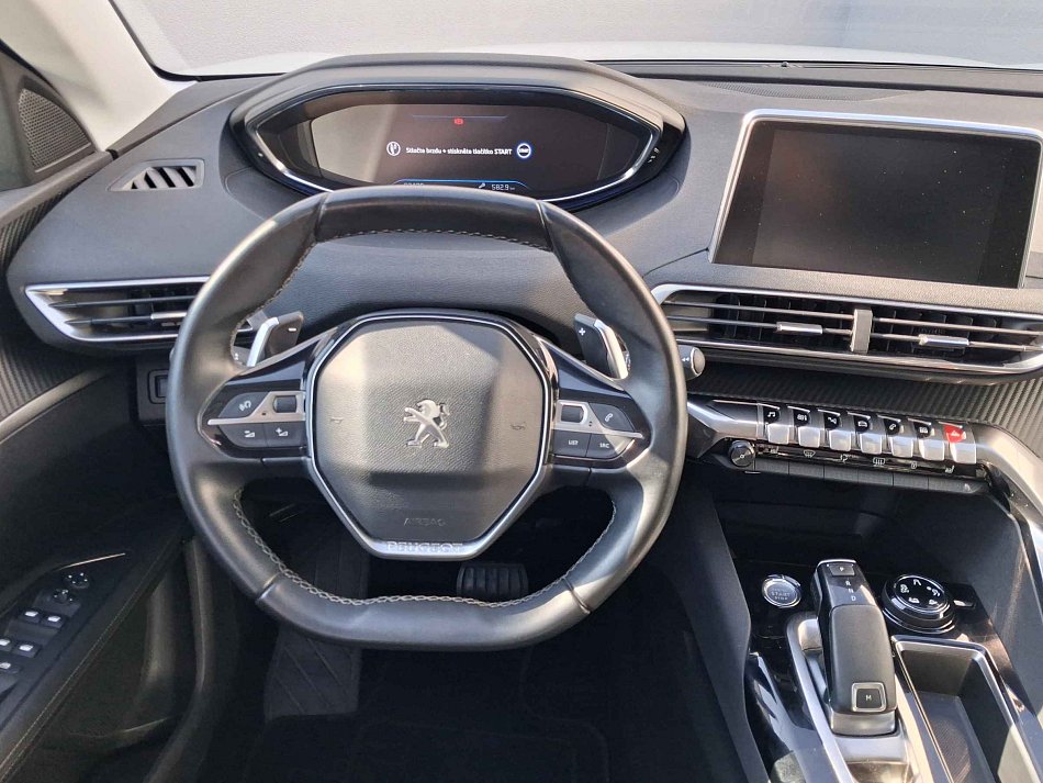 Peugeot 3008 1.2PT Allure