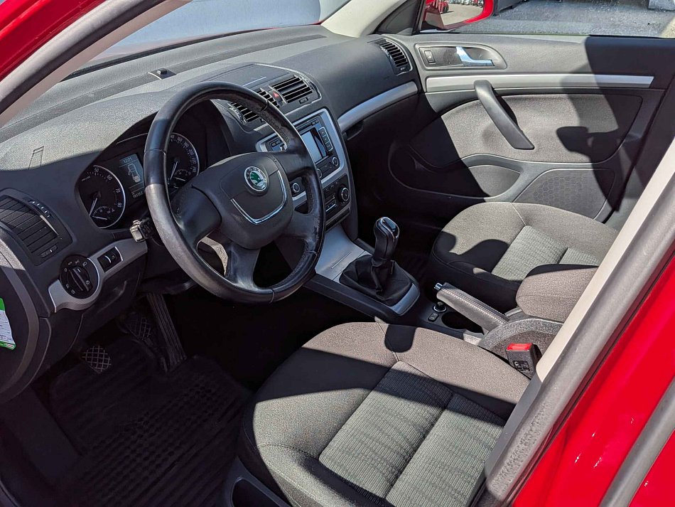 Škoda Octavia II 1.4TSi Elegance