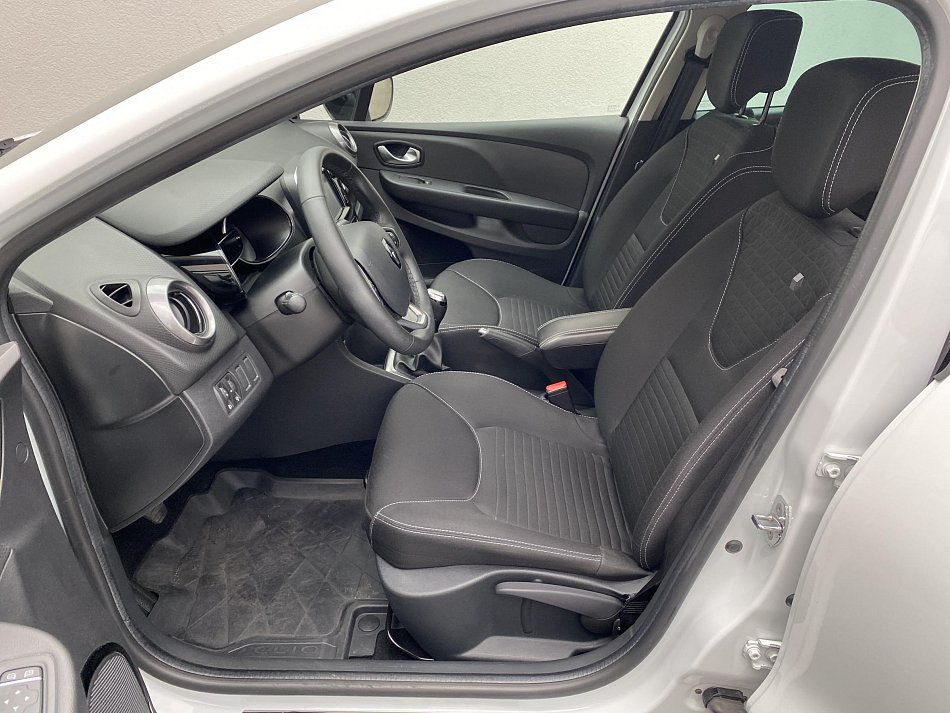 Renault Clio 1.2 16V Limited