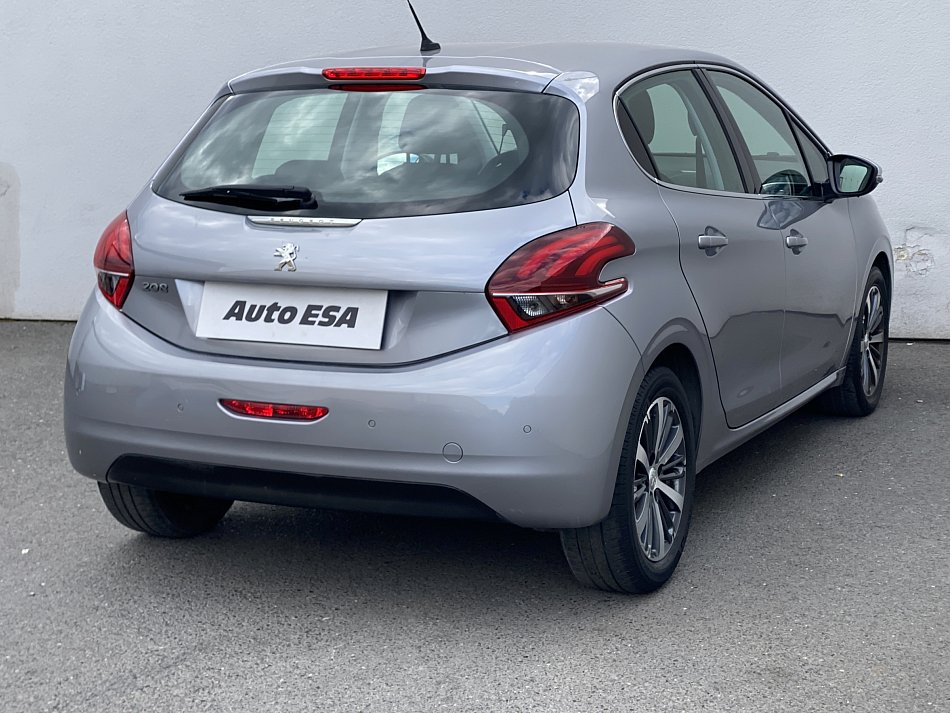 Peugeot 208 1.2PT Allure