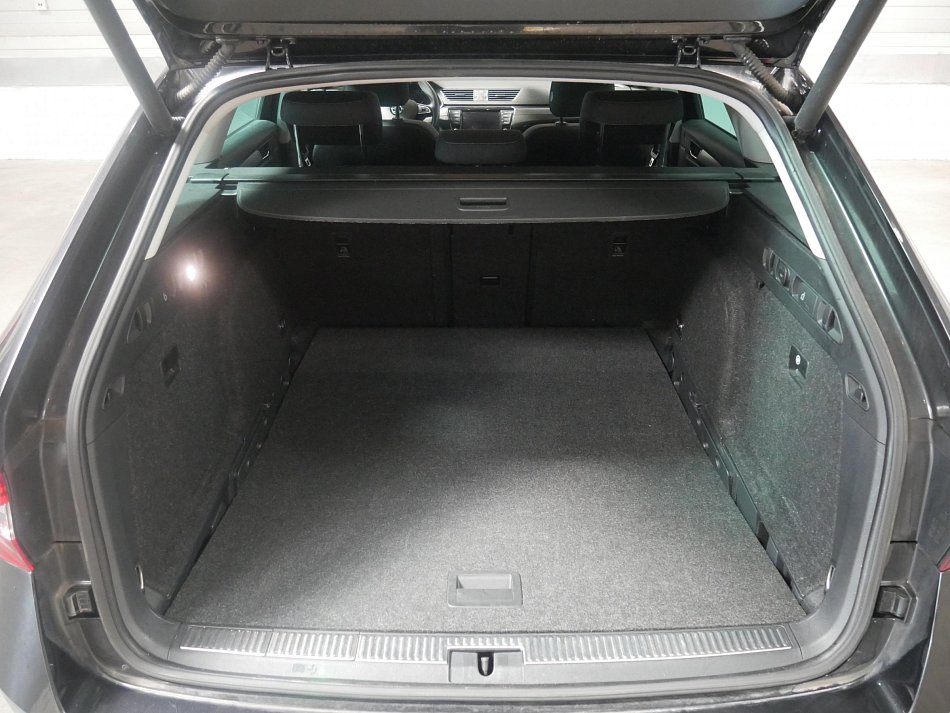 Škoda Superb III 2.0 TDi Style