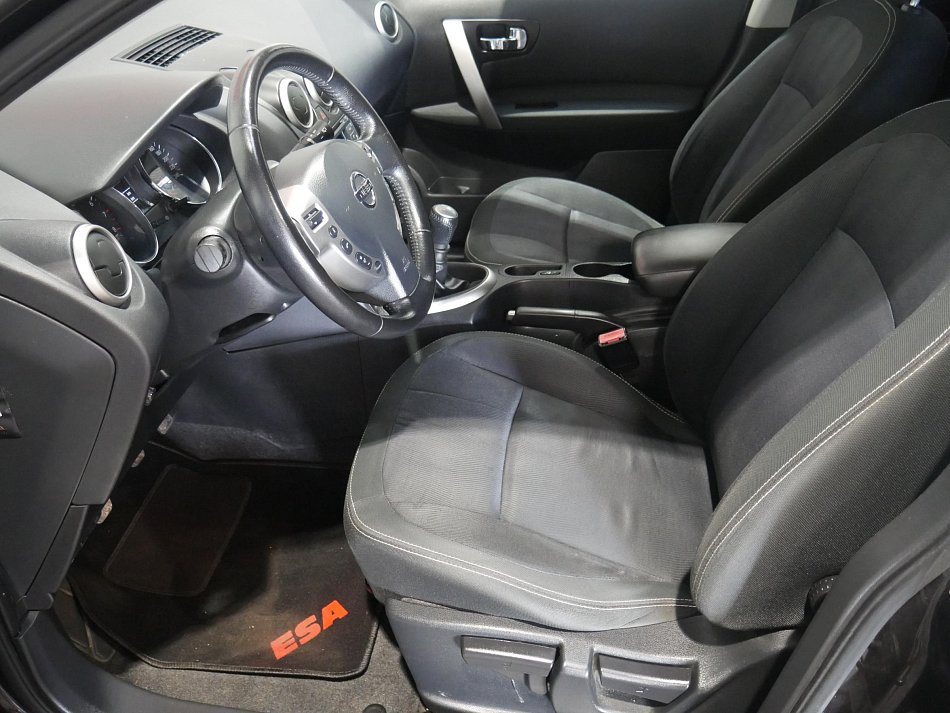 Nissan Qashqai 2.0i Acenta