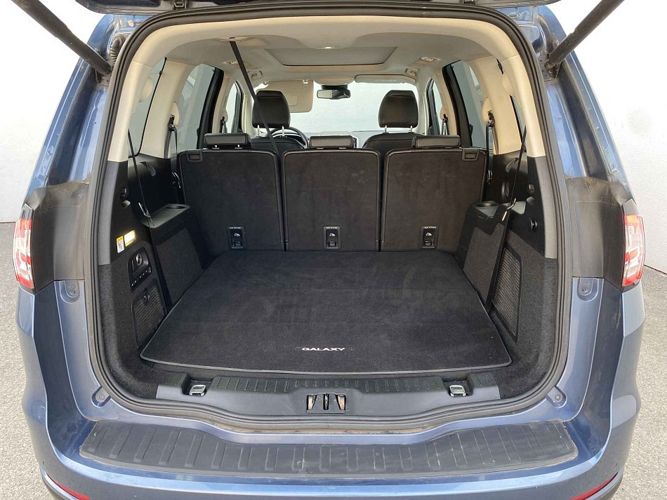 Ford Galaxy 2.0 TDCi  4x4, 7míst