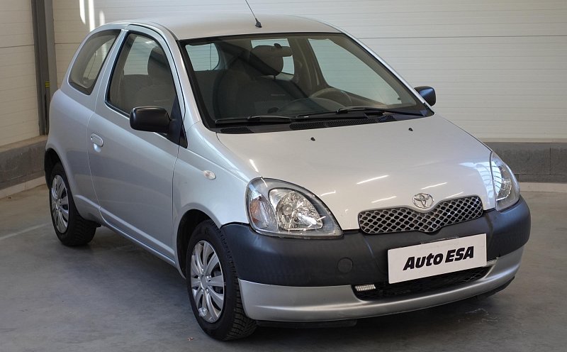 Toyota Yaris 1.0i 