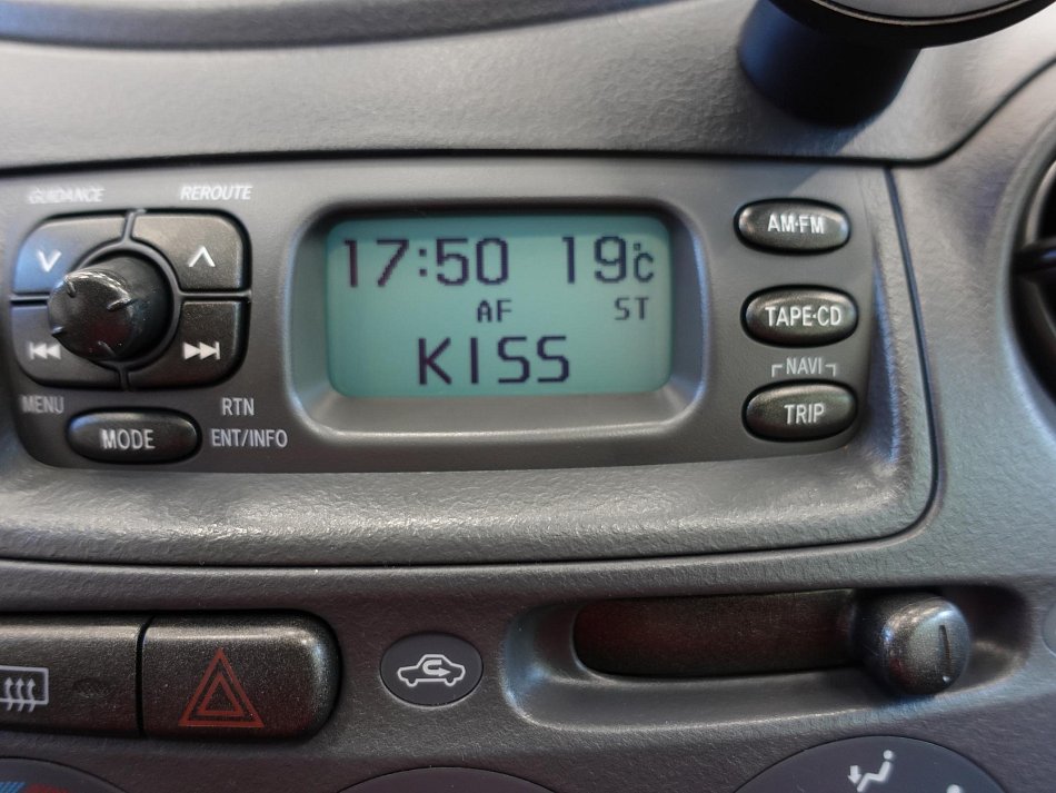 Toyota Yaris 1.0i 