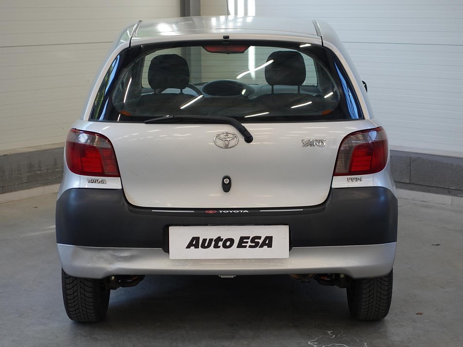 Toyota Yaris 1.0i 