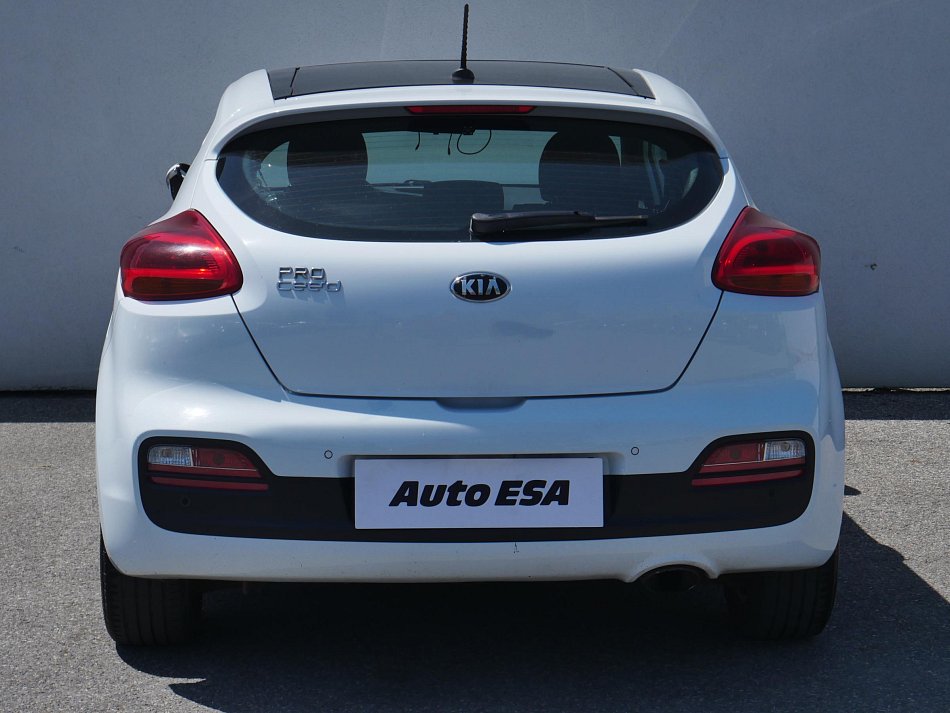 Kia Proceed 1.6 GDi 