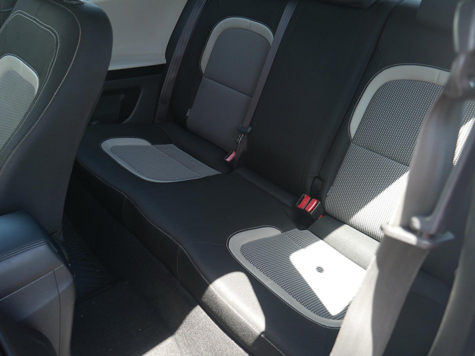 Kia Proceed 1.6 GDi 