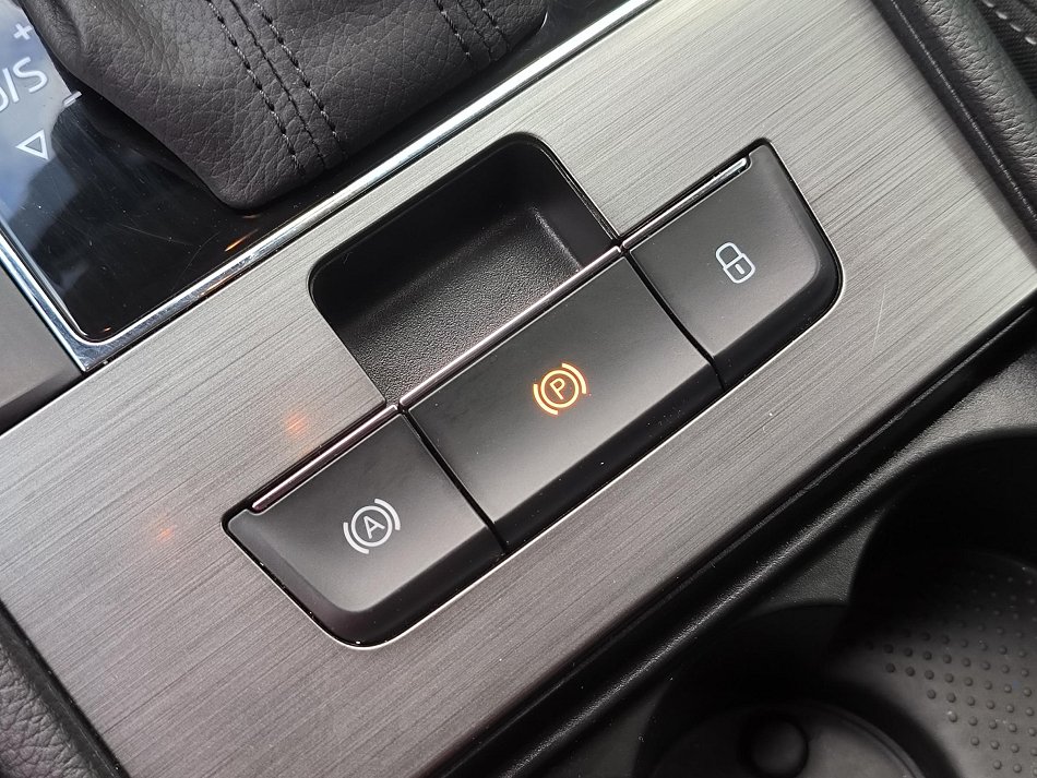 Škoda Superb III 2.0TDi Style