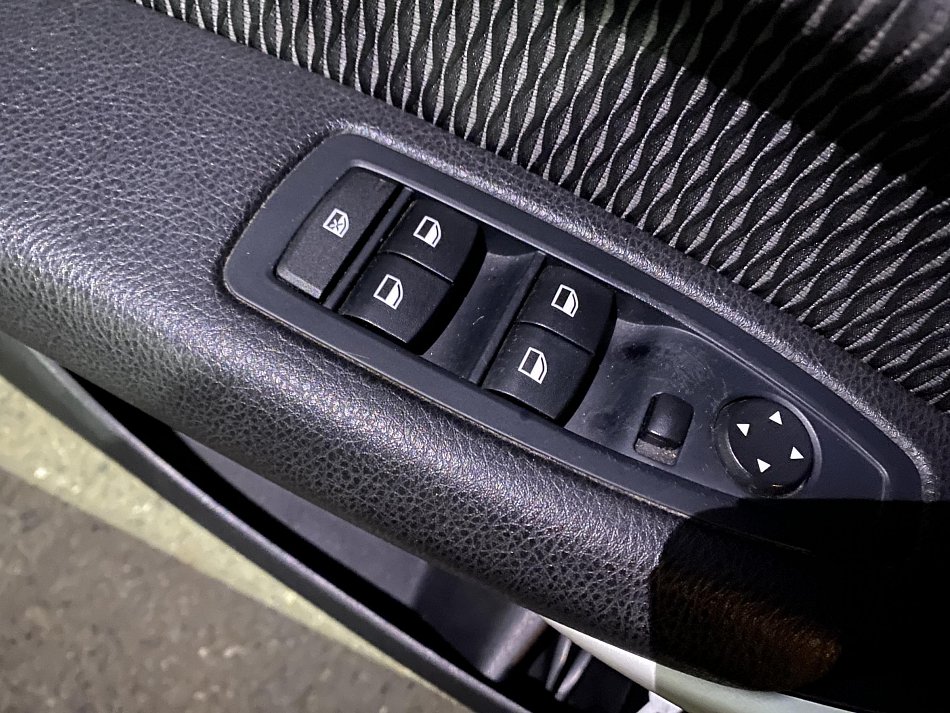 BMW Řada 1 1.6i  116i