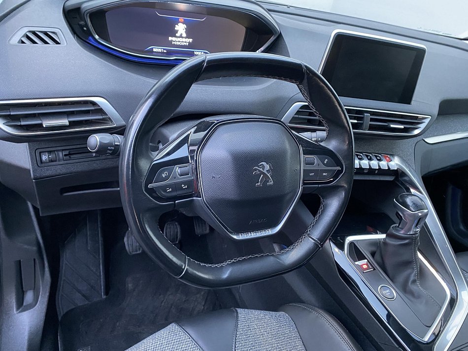 Peugeot 3008 1.2PT Allure