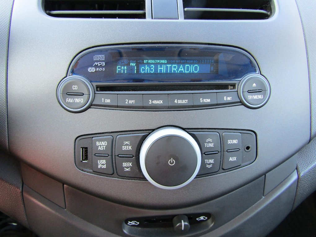 Chevrolet Spark 1.0i 