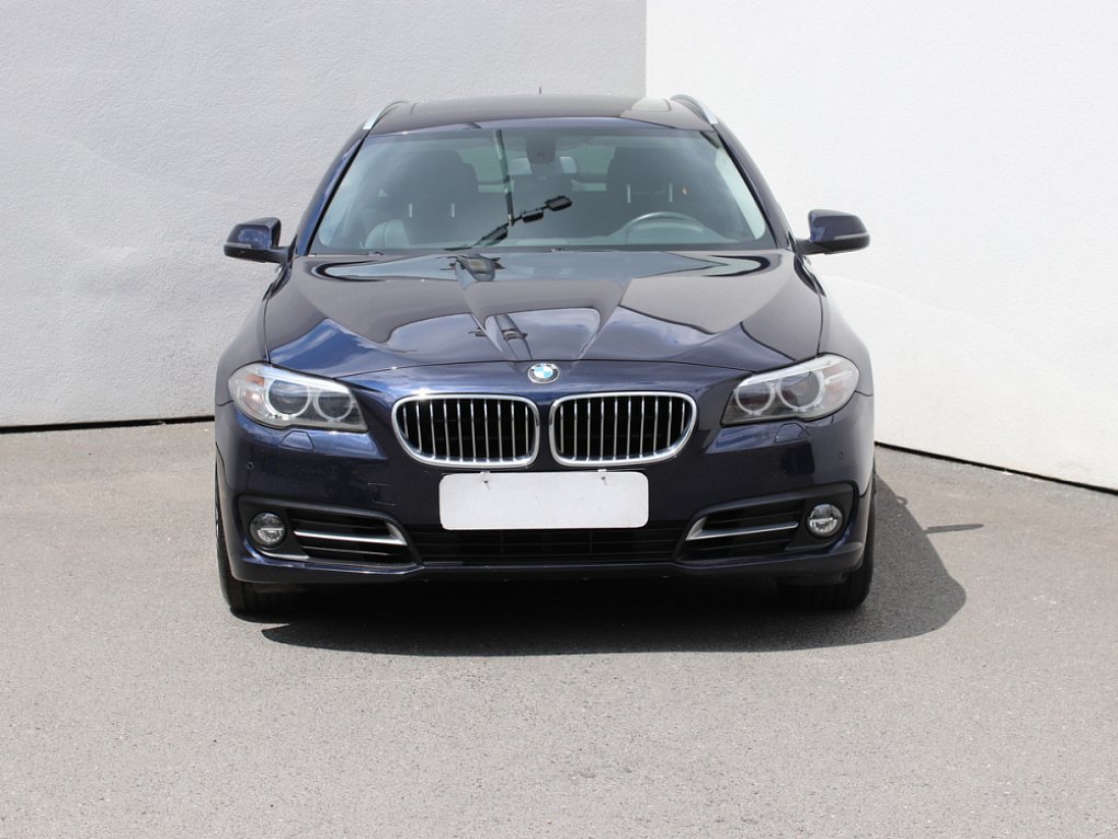 BMW Řada 5 3.0 D  530D Xdrive
