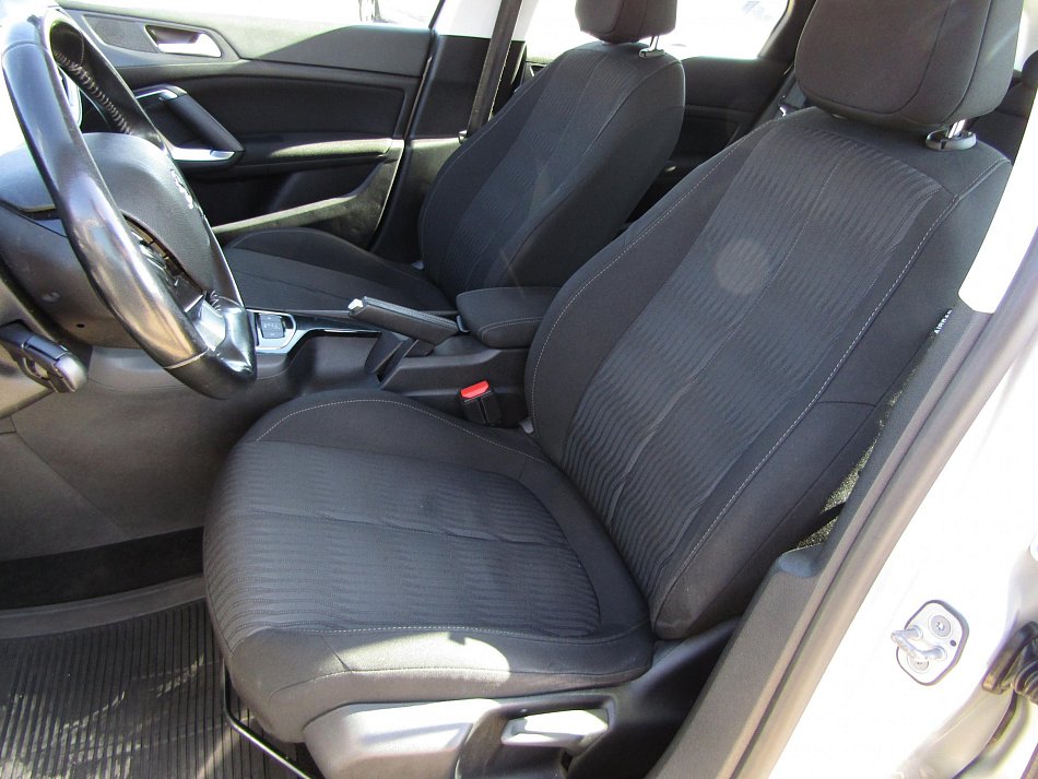 Peugeot 308 1.6 HDi 