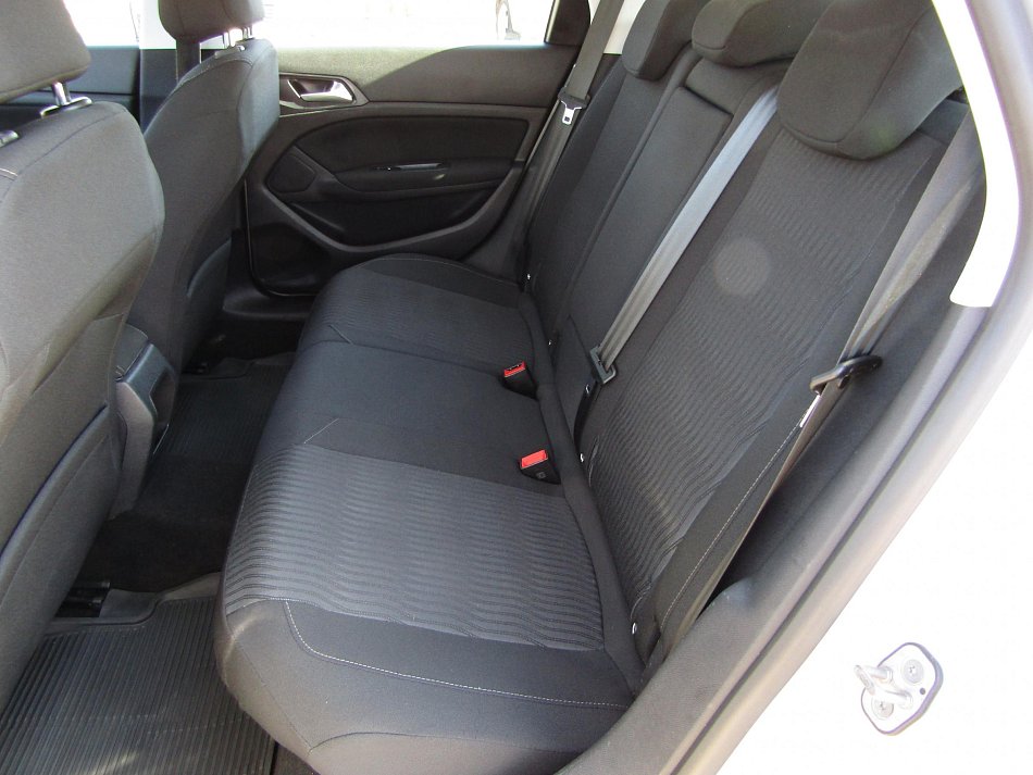 Peugeot 308 1.6 HDi 