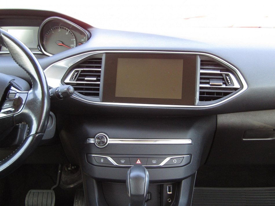 Peugeot 308 1.6 HDi 