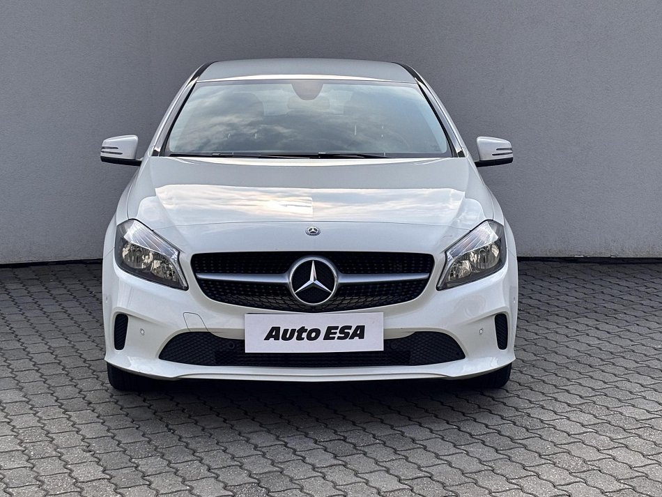 Mercedes-Benz Třída A 1.6i 