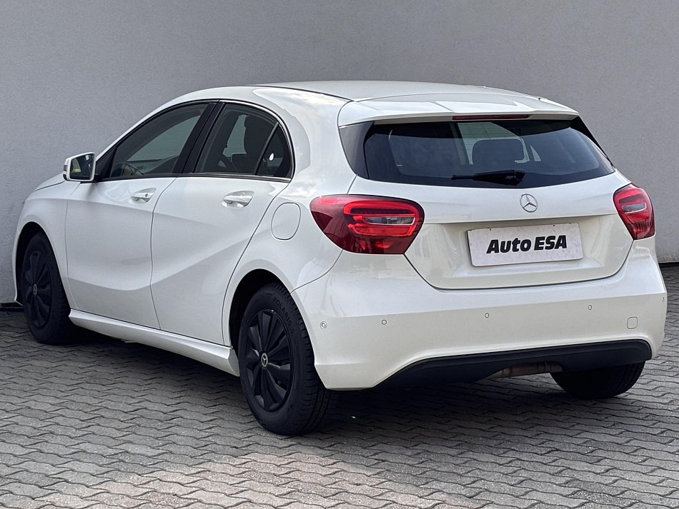 Mercedes-Benz Třída A 1.6i 