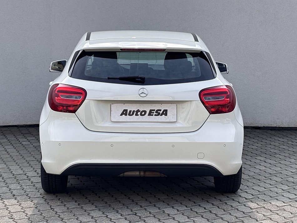 Mercedes-Benz Třída A 1.6i 