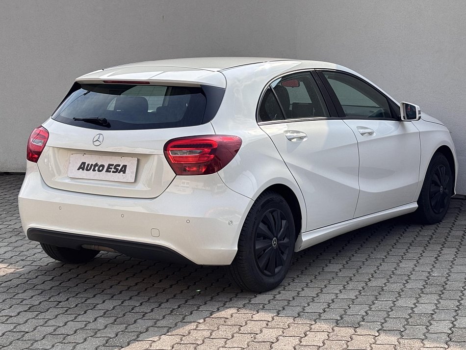 Mercedes-Benz Třída A 1.6i 