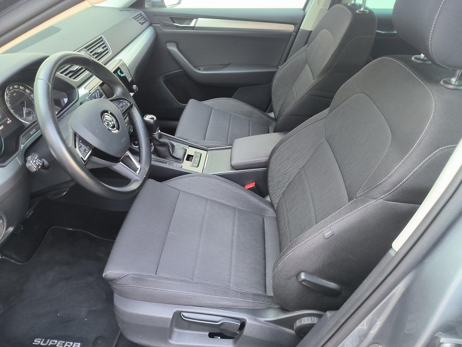 Škoda Superb III 1.4 TSi Ambition