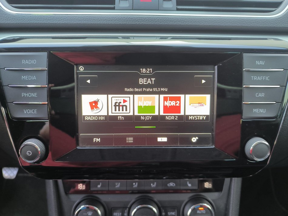 Škoda Superb III 1.4 TSi Ambition