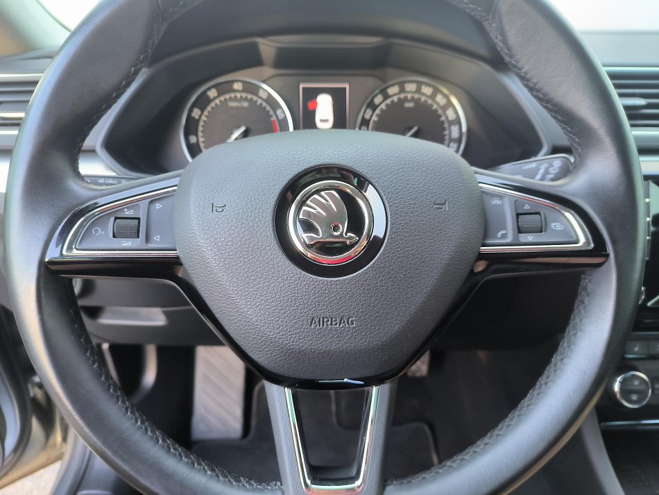 Škoda Superb III 1.4 TSi Ambition