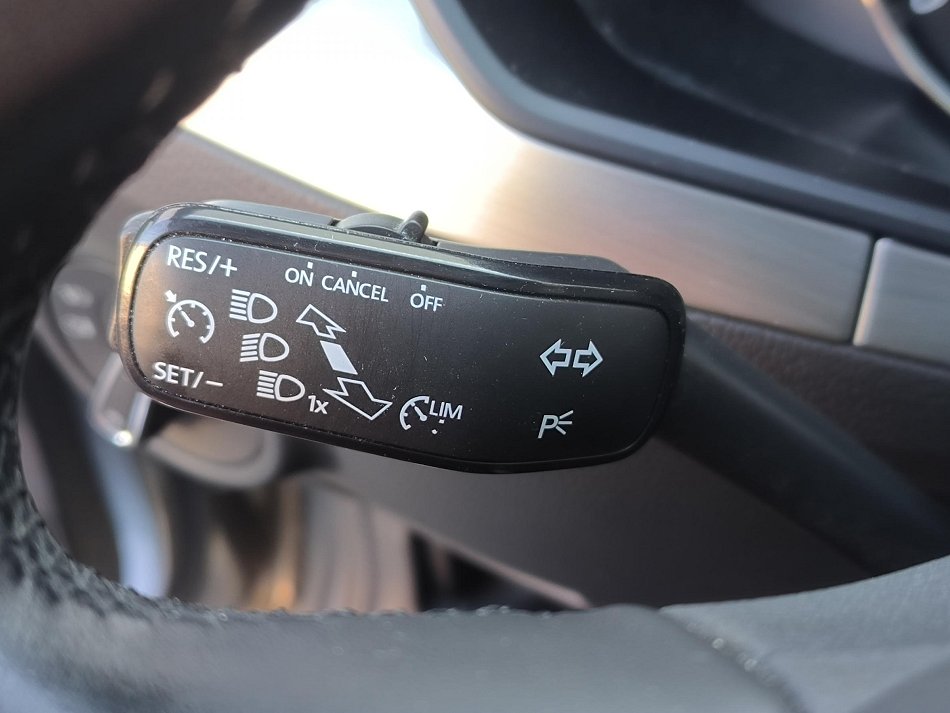 Škoda Superb III 1.4 TSi Ambition