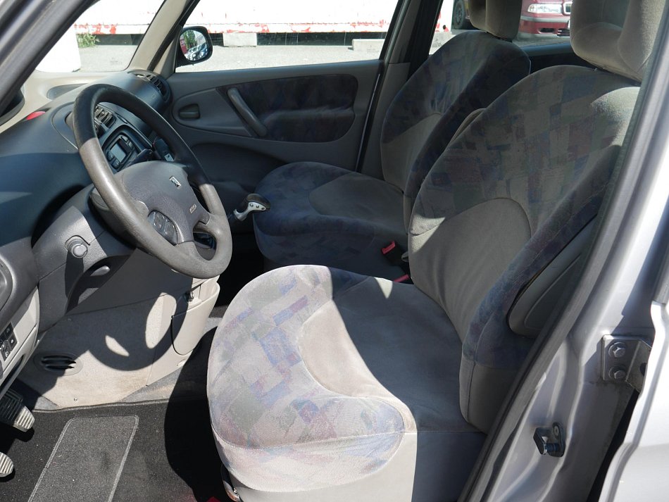 Citroën Xsara Picasso 1.8i 