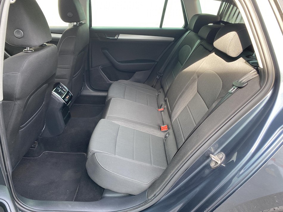 Škoda Superb III 2.0 TDi Ambition