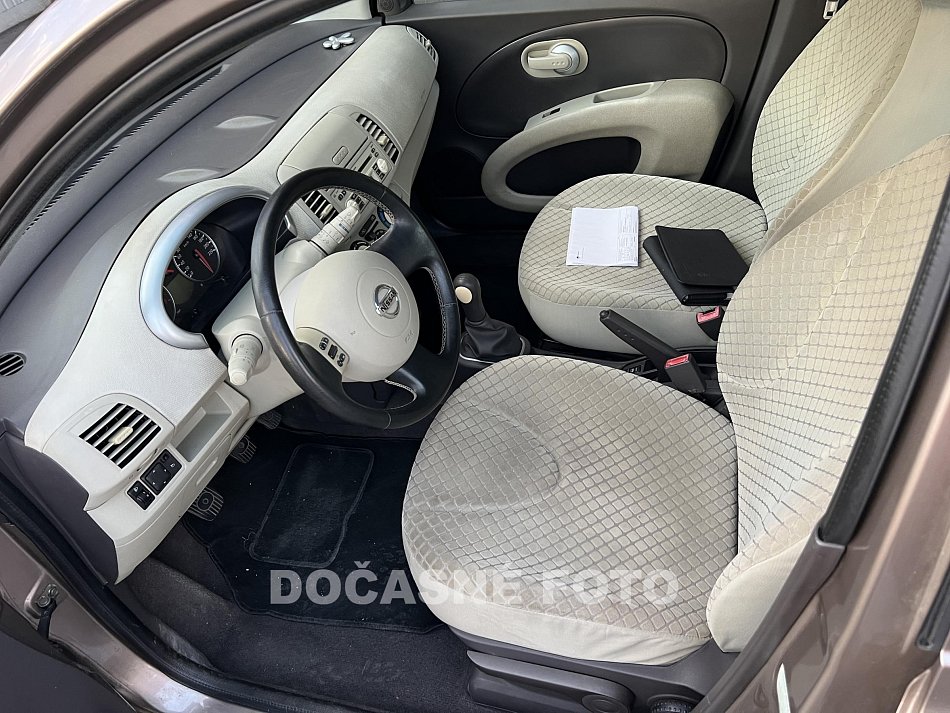 Nissan Micra 1.2i 