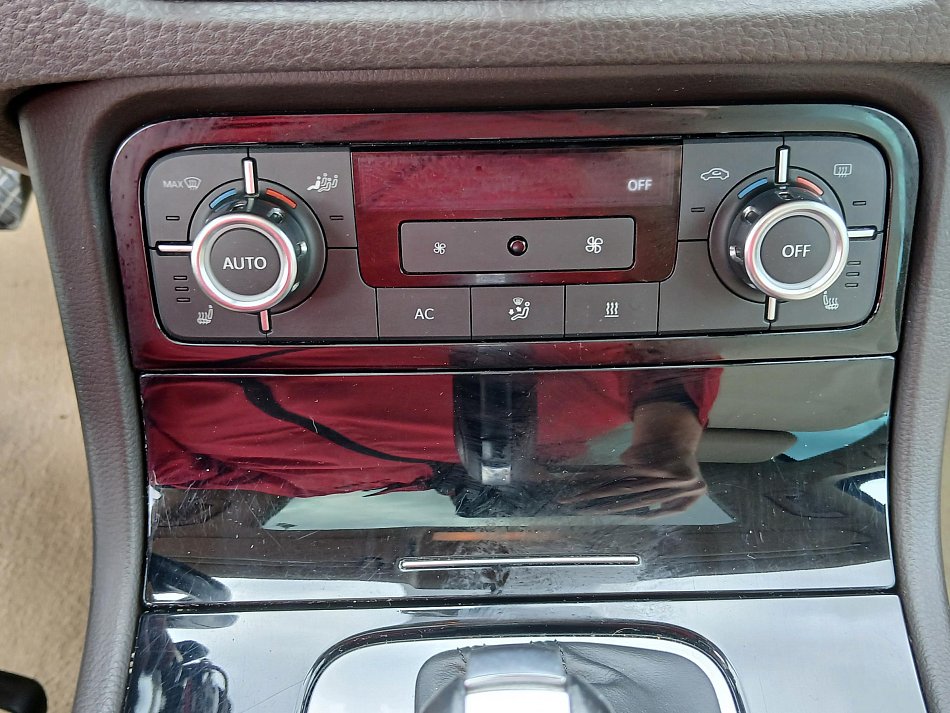 Volkswagen Touareg 3.0 TDi  4x4