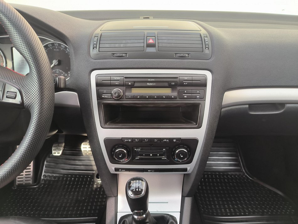 Škoda Octavia II 1.4TSI Elegance