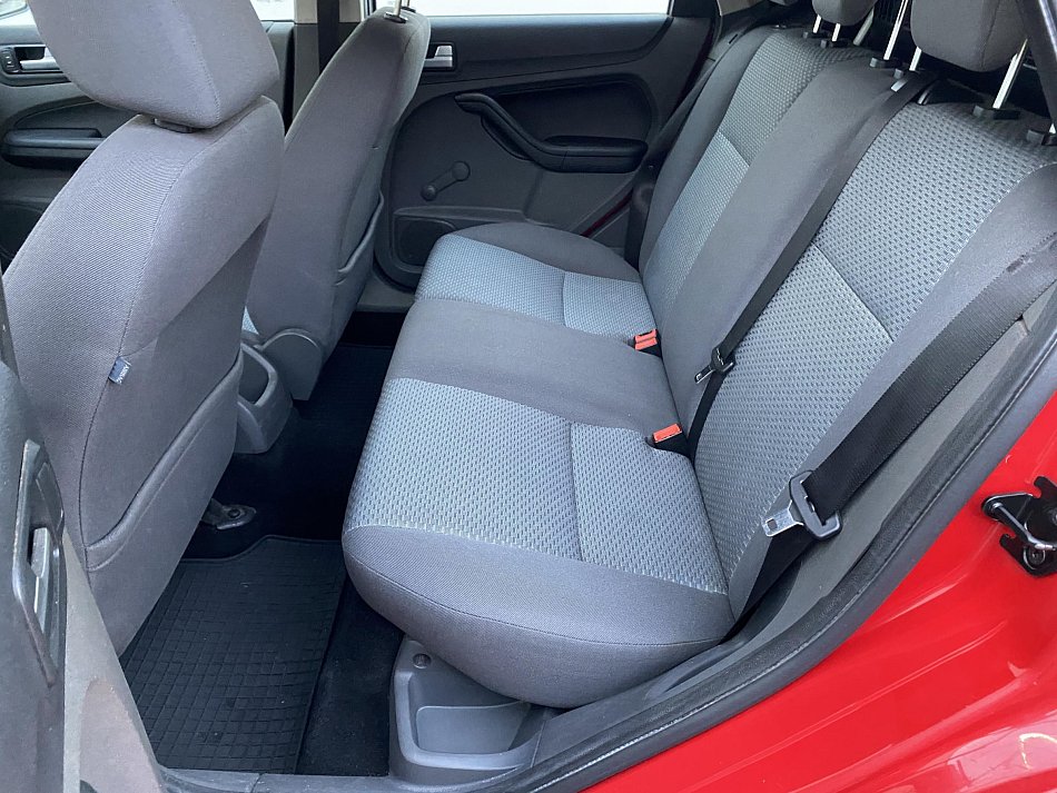 Ford Focus 1.6 16V 