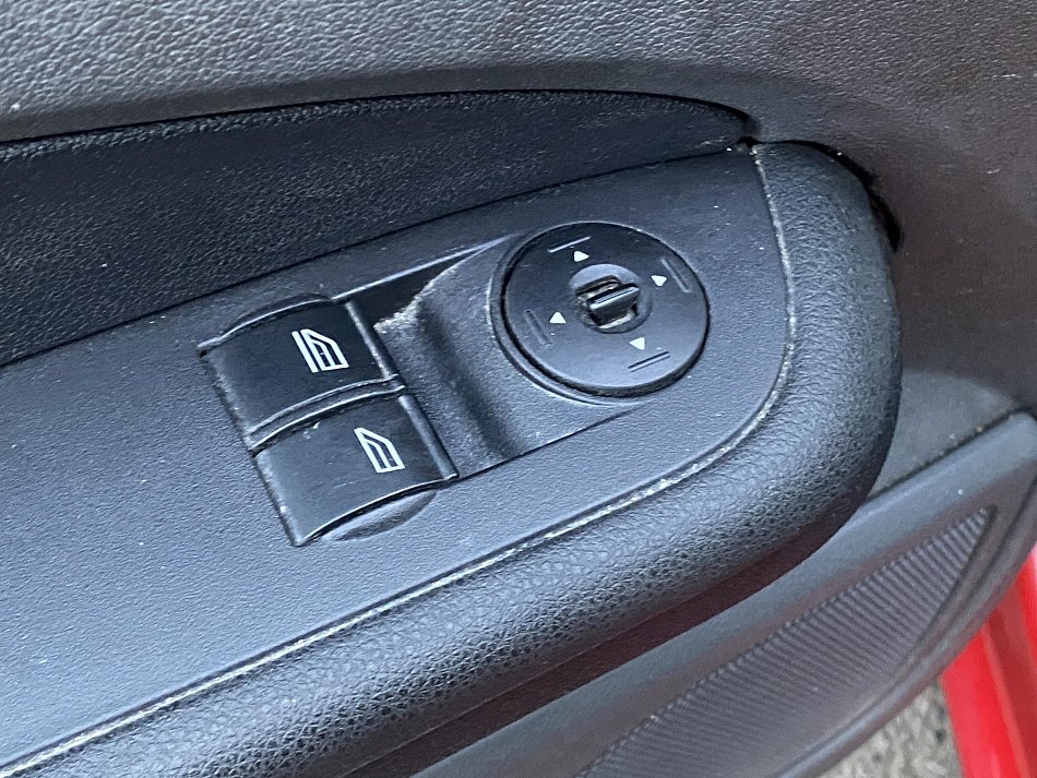Ford Focus 1.6 16V 
