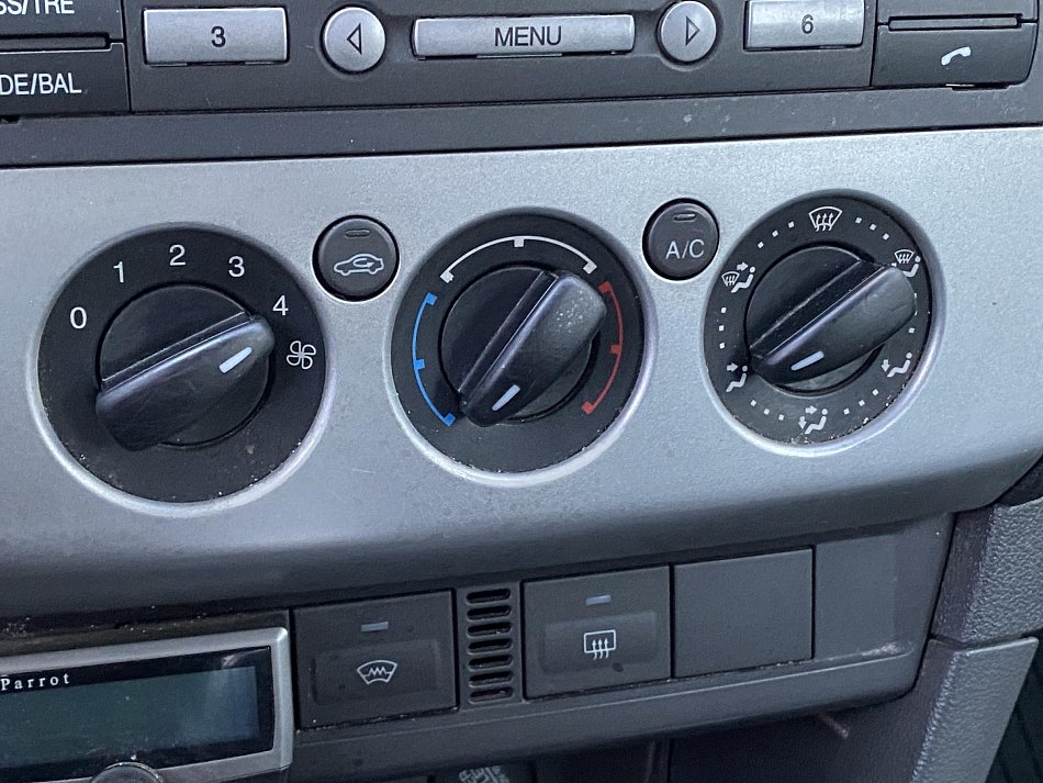Ford Focus 1.6 16V 