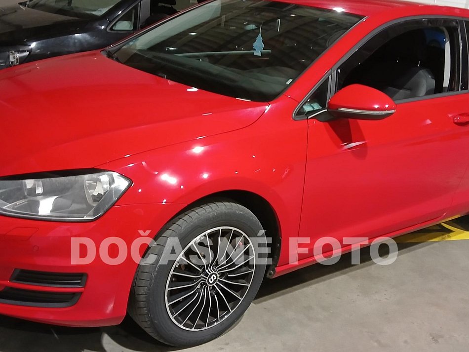 Volkswagen Golf 1.2 