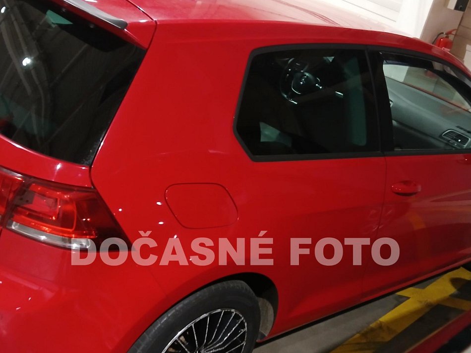 Volkswagen Golf 1.2 