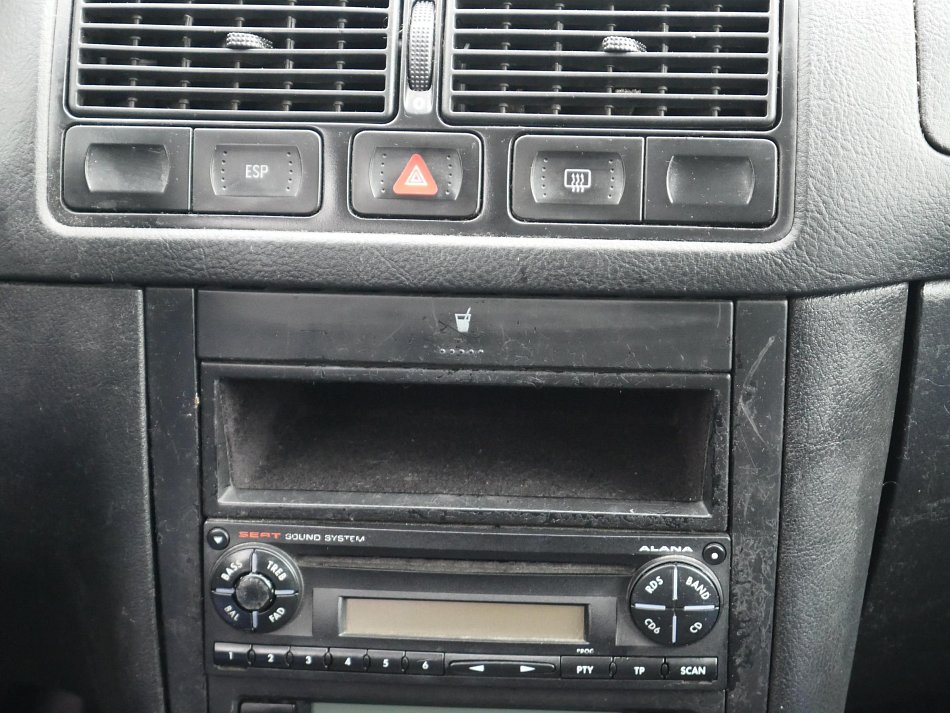 Volkswagen Golf 1.4 16V 