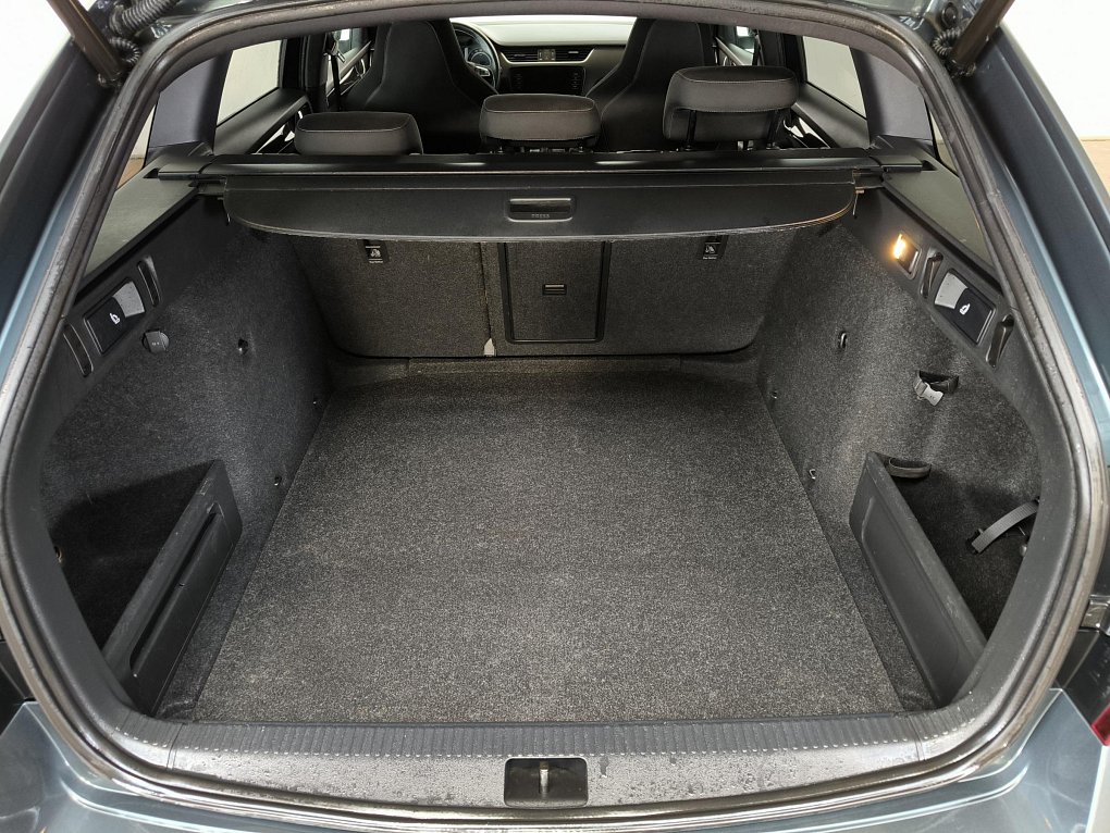 Škoda Octavia III 2.0TDi RS