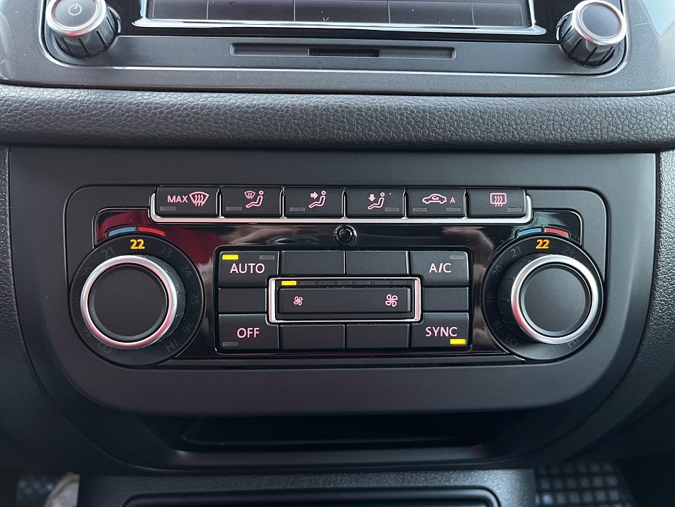 Volkswagen Tiguan 2.0TSI  4x4