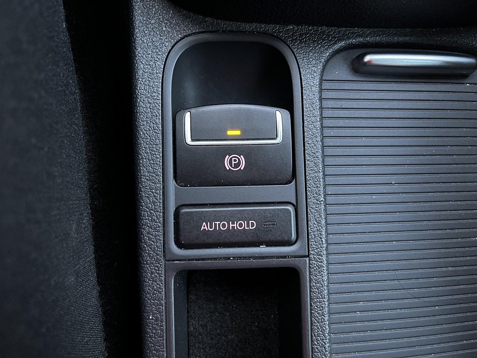 Volkswagen Tiguan 2.0TSI  4x4