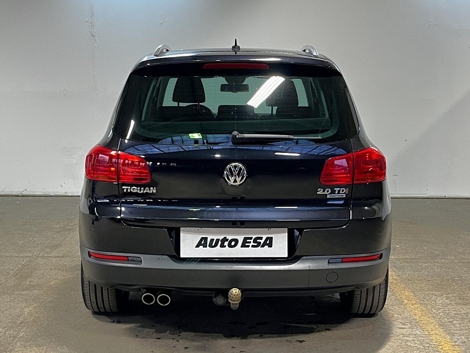 Volkswagen Tiguan 2.0TSI  4x4