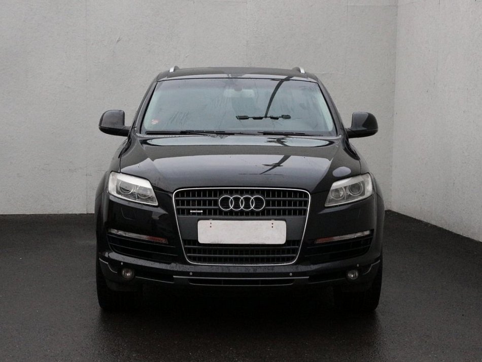Audi Q7 3.0 V6 TDi  quattro
