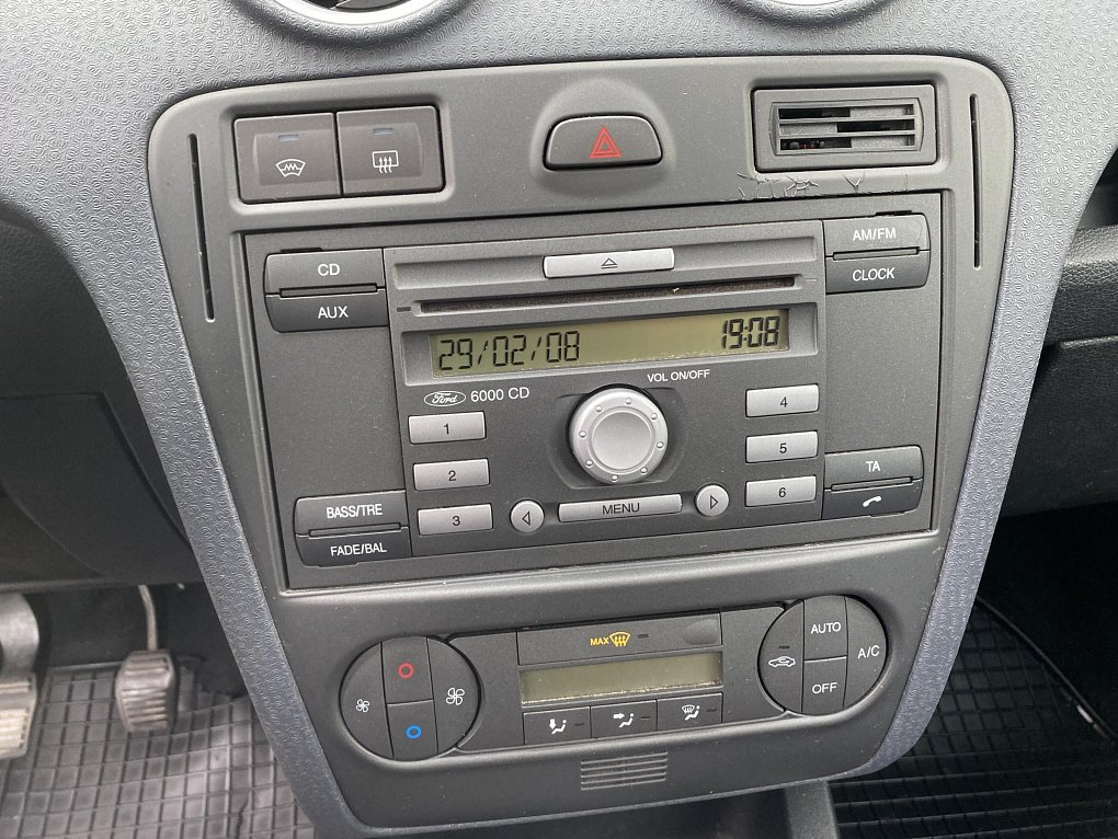 Ford Fusion 1.4i 