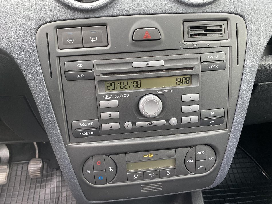 Ford Fusion 1.4i 